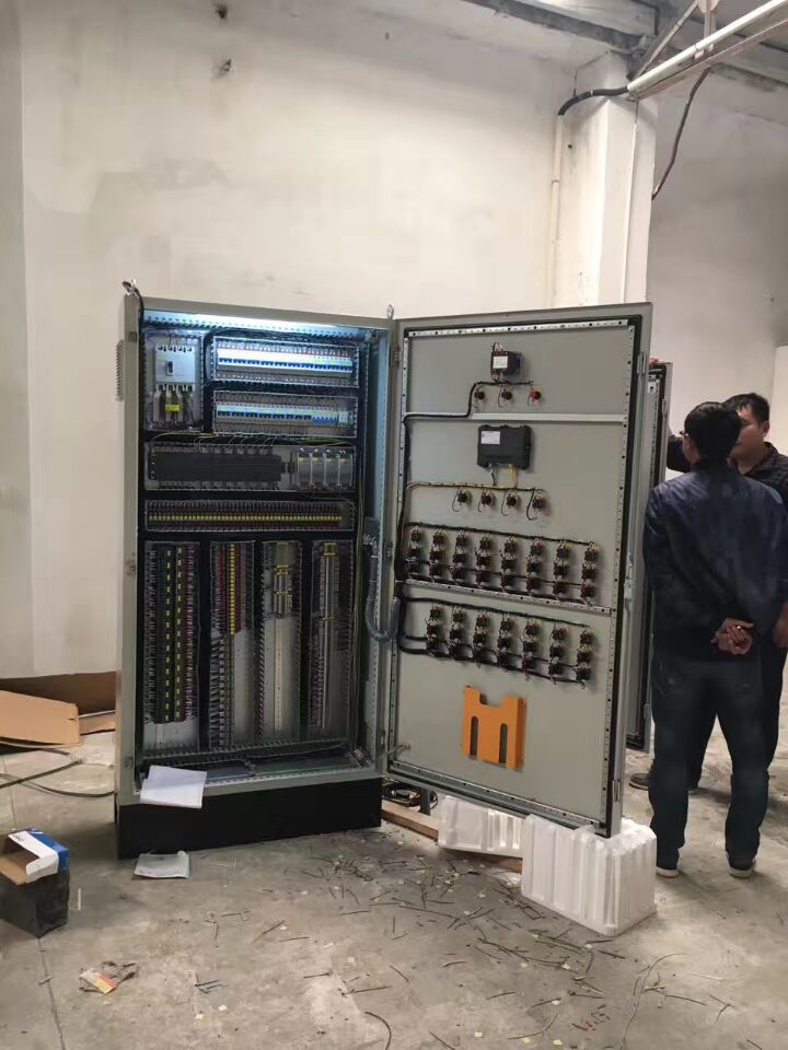 自動(dòng)化設(shè)備制造 plc電氣成套控制柜 合肥鴻升自動(dòng)化